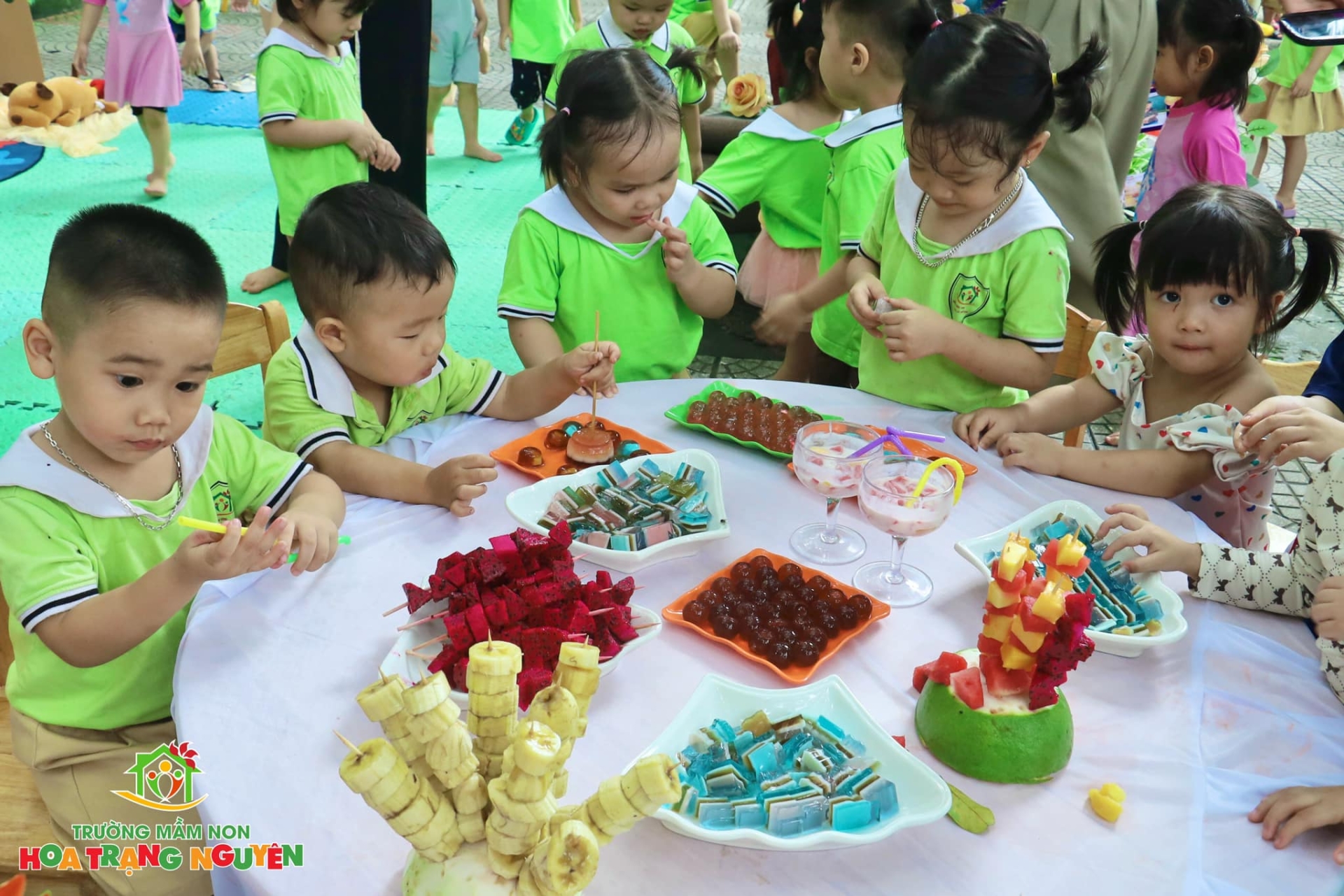 Sôi động, rộn ràng các hoạt động Tổng kết dự án